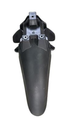 RC3 NEO: FRONT FENDER REAR PLASTIC