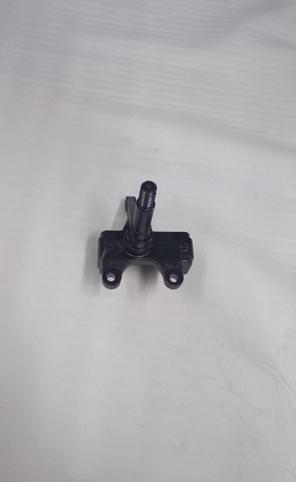 RA5 FRONT AXLE CARRIER LEFT