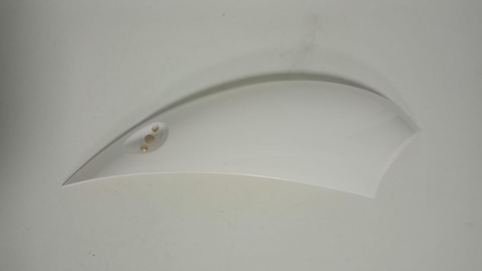 VS2 UNDER-ARMCHAIR RIGHT FRONT COVER-WHITE