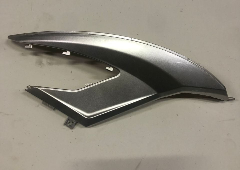 VSX DECORATIVE LEFT FRONT COVER-SILVER (GRAY)