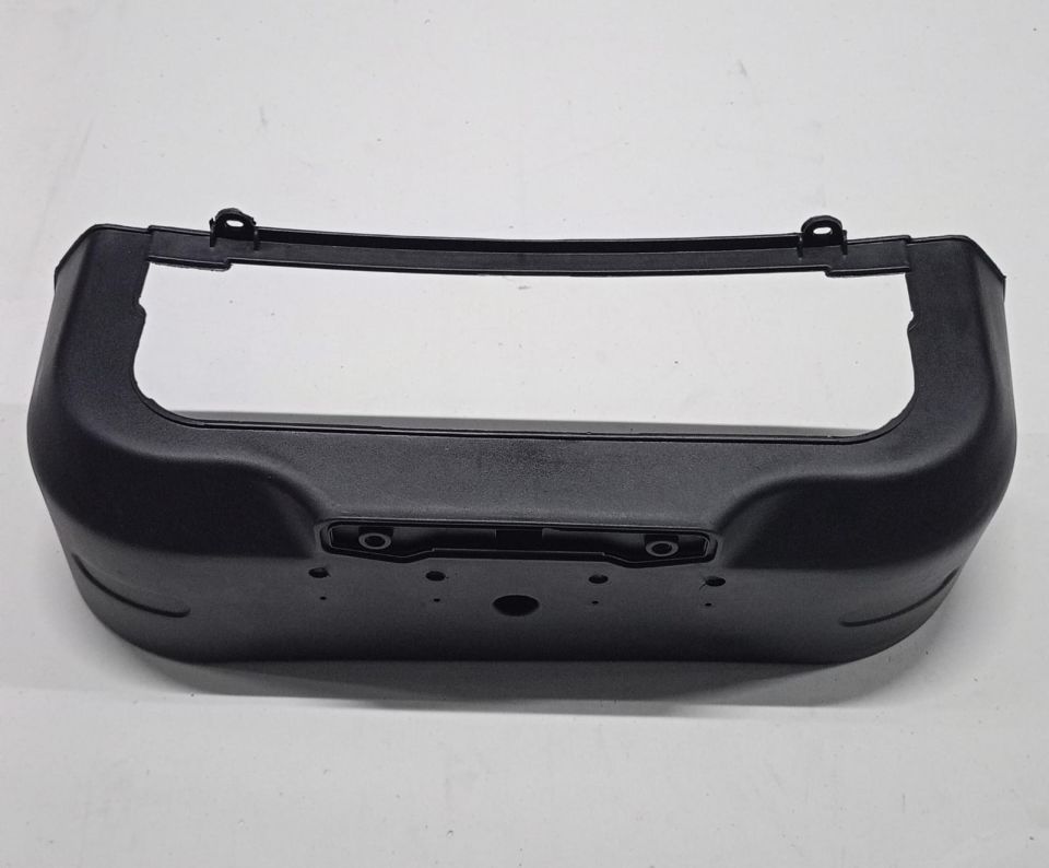 APM2: BACK PLATE LOCATION PLASTIC