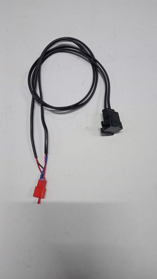 APM2: CHARGING SOCKET