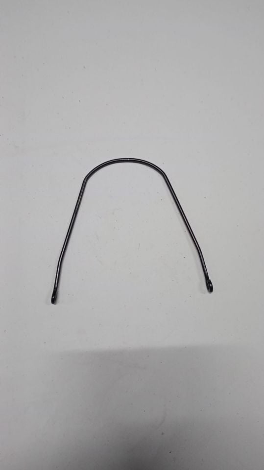APM2: FRONT FENDER WIRE