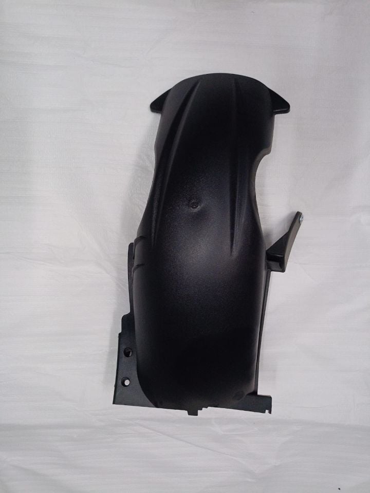 RM5 REAR ENGINE INNER FENDER