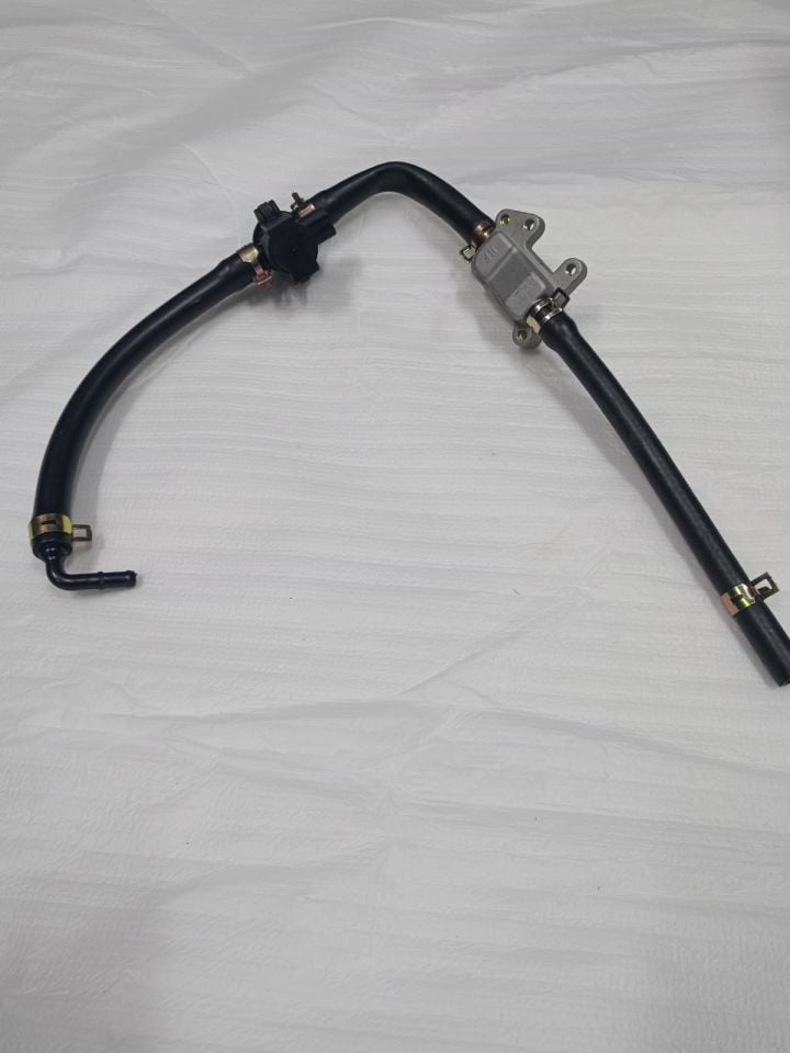 RM5 SECONDARY AIR SUPPLY HOSE