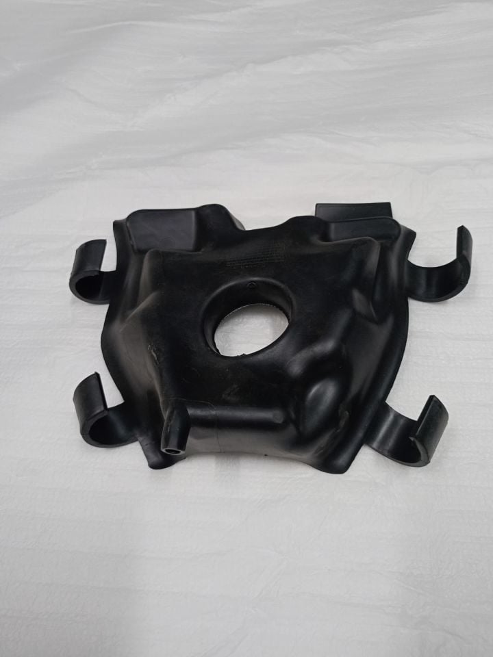 RM5 TANK DRAIN PLASTIC