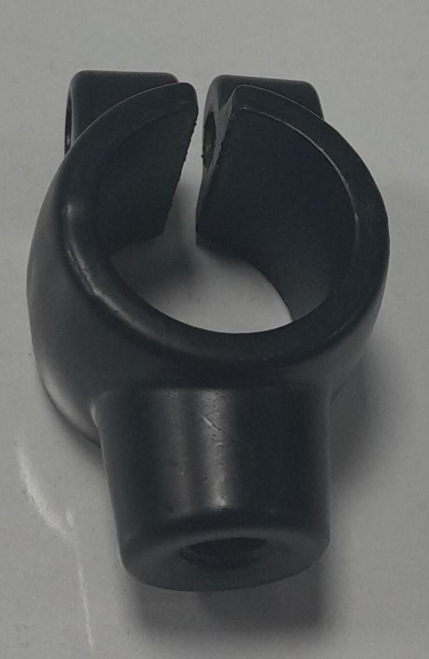 APT4 MIRROR MOUNTING BRACKET LEFT